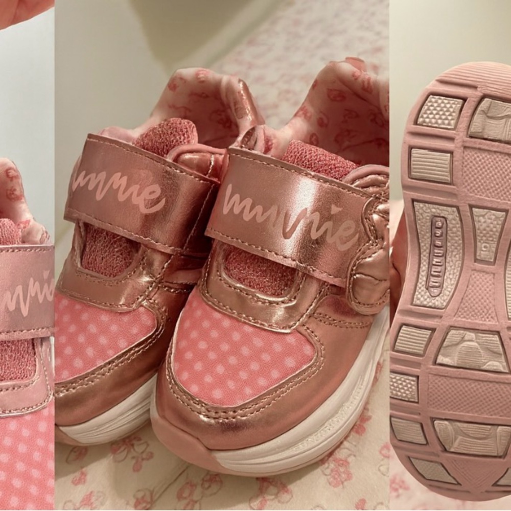 Light up Minnie Mouse Shoes